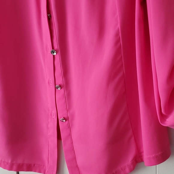 Button up top - Picture 2 of 4